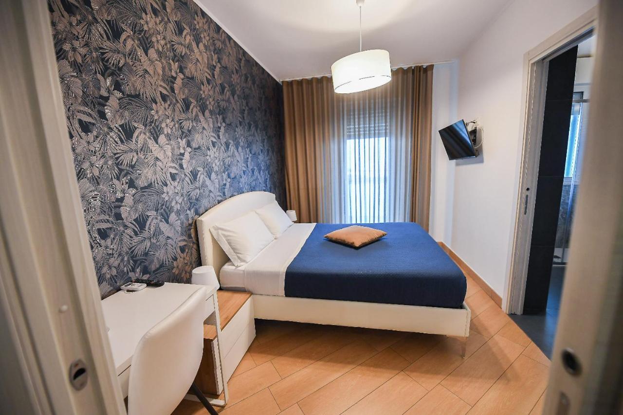 Karol Bari Airport Hotell Eksteriør bilde